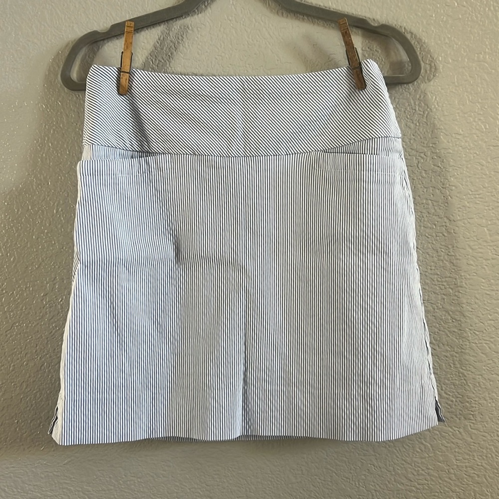 S.C.& CO. Blue /White Striped Tummy Control Skort Size S